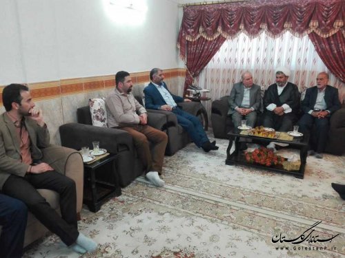 ﻿ دیدار نمایندگان بعثه مقام معظم رهبری با خانواده شهید منا در بندرگز