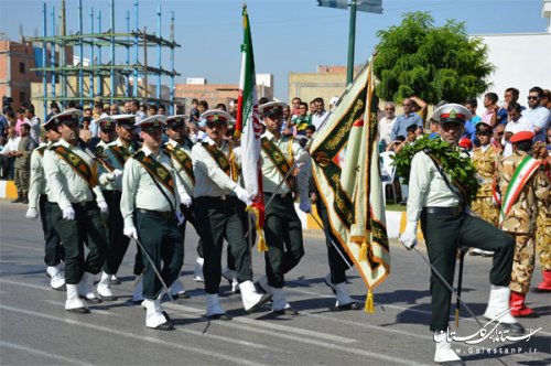 ملت ایران صلح طلب و دوران دفاع مقدس نماد عظمت و اقتدار مردم است