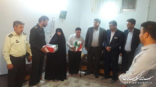 دیدار فرماندار رامیان با خانواده شهیدان حسینی واعظ