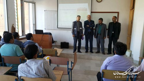 بازدید فرماندار از کلاس آموزشی آمارگیران شهرستان ترکمن