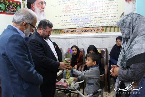 بازدید فرماندار شهرستان آزادشهر از مدرسه استثنائی امید