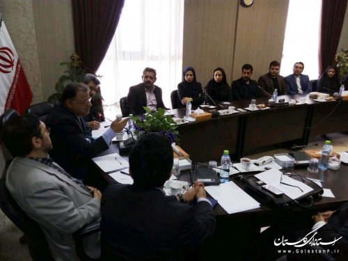 معاون استاندار با اعضای حزب اعتدال و توسعه استان دیدار کرد