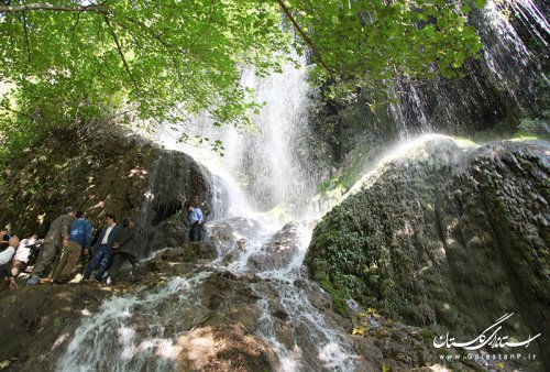 بازدید مهندس کریمی از چشمه پیرغار آبشار فارسیان شهرستان گالیکش