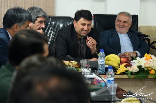 نشست فعالان اقتصادی با استاندار گلستان در شهرستان گالیکش برگزار شد