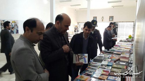 بازدید فرماندار ترکمن از نمایشگاه  کتاب اداره فرهنگ و ارشاد اسلامی شهرستان