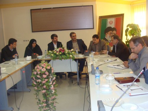 نشست مدیرکل بانوان گلستان با فرمانداران شرق استان وروسای جهاد کشاورزی