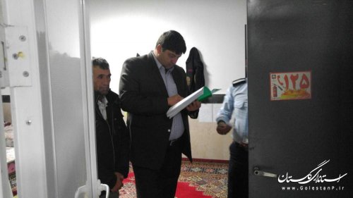 بازدید سرزده فرماندار گمیشان از آتش نشانی، مرکز بهداشتی و اداره برق سیمین شهر