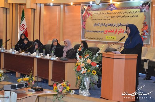 ضعف همگرایی و تعیین اولویت ها چالش جدی زنان ایرانی است