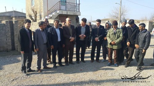 بازدید فرماندار  ترکمن از عملیات اجرایی آسفالت ریزی مسیر روستای محمد آباد شمالی
