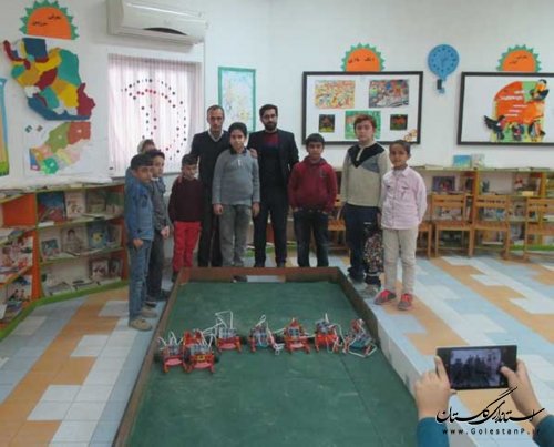 دومین رقابت علمی ربات های تاچ و فوتبالیست در کانون پرورش فکری آزادشهر برگزار شد
