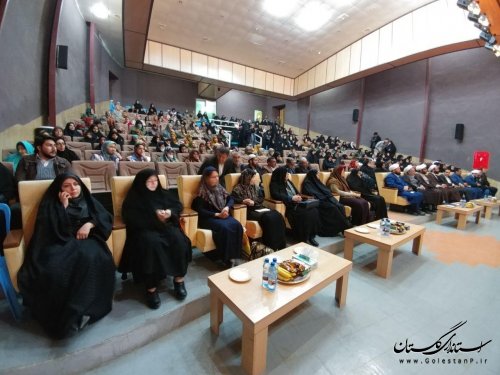 همایش منزلت زن،تحکیم خانواده و سبک زندگی ایرانی اسلامی در کلاله برگزار شد