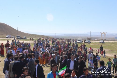 برگزاری مراسم پیاده روی خانوادگی در آرامگاه مختومقلی فراغی