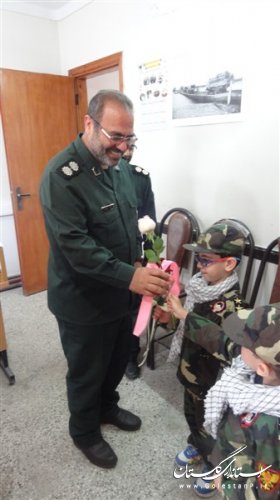دیدار اعضاء پایگاه بسیج و فرزندان مهدهای کودک بهزیستی استان بامسئولین سپاه گرگان