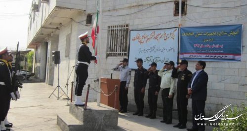 مراسم صبحگاه مشترک در زندان گرگان با حضور مربی آموزش سازمان زندانهای کشور