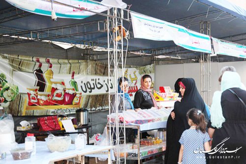غرفه های سوغات و صنایع دستی مرتبط با غذا در محوطه جشنواره سفره ایرانی، فرهنگ گردشگری گلستان