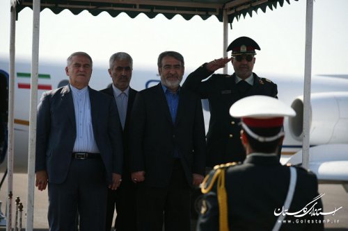 وزیر کشور برای آیین تکریم و معارفه استاندار گلستان وارد گرگان شد