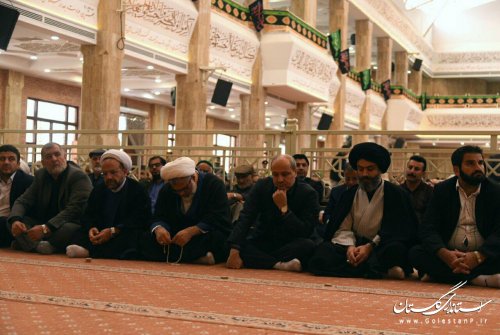 حضور استاندار گلستان در نماز سیاسی عبادی جمعه گرگان