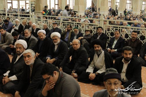 حضور استاندار گلستان در نماز سیاسی عبادی جمعه گرگان