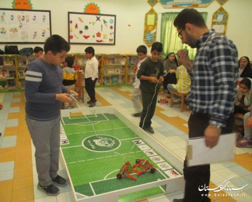 تجلیل از برگزیدگان هشتمين دوره مسابقات رباتيك شرق گلستان به میزبانی کانون پرورش فکری آزادشهر