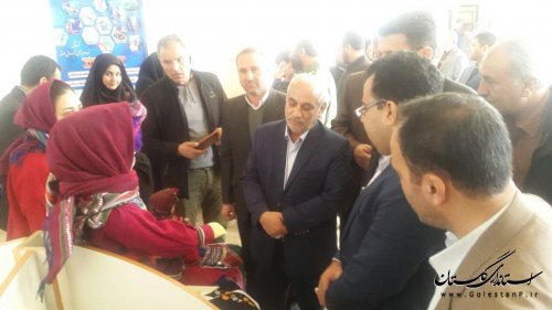 نمایشگاه صنایع دستی و هنرهای سنتی بانوان شهرستان رامیان افتتاح شد