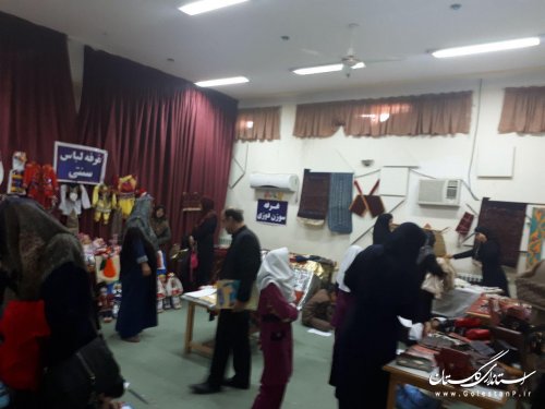 برگزاری نمایشگاه صنایع دستی و هنرهای سنتی در شهرستان کلاله