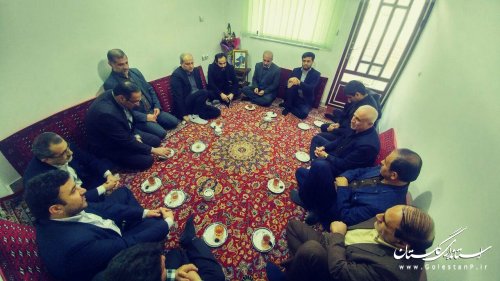 دیدار استاندار گلستان با خانواده شهید صادقی مقدم