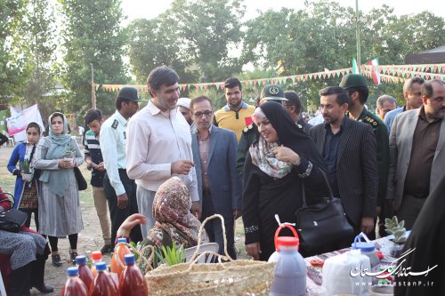 برگزاری جشنواره توسعه فرهنگ و توانمند سازی روستائیان در روستای باغ گلبن
