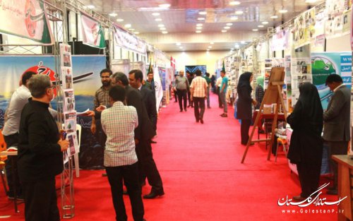 حضور چشم گیر مدیران استانی و چهره های فرهنگی و ورزشی در نمایشگاه مطبوعات استان گلستان