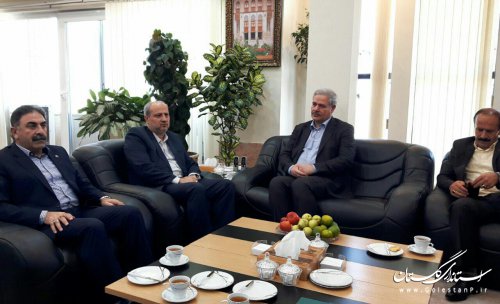استانداری گلستان و پست بانک ایران تفاهم نامه همکاری امضا کردند
