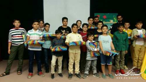 برگزیدگان هشتمین دوره مسابقات رباتیک شرق گلستان تجلیل شدند