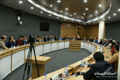 دیدار صمیمانه نخبگان اصلاح طلب و حامیان دولت در شرق گلستان با استاندار