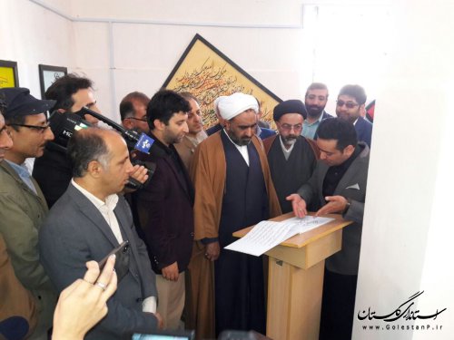 افتتاح نمایشگاه اثار خوشنویس و رونمایی از قرآن کریم با خط شکسته نستعلیق در فاضل آباد