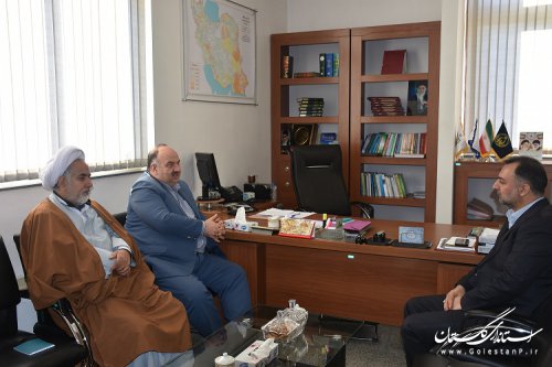 نشست مشترک مدیر کل زندانهای گلستان با مدیر کل کمیته امداد امام خمینی ( ره )