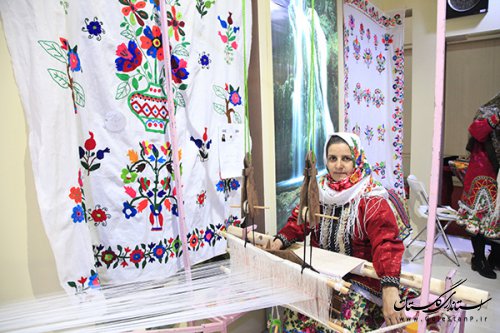 حضور فعال هنرمندان صنایع دستی استان گلستان در نمایشگاه بین المللی گردشگری تهران