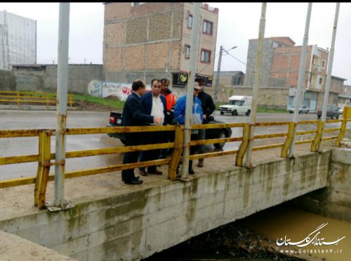 عملیات لایروبی و ساماندهی وپاکسازی مسیر رودخانه های شهرستان های آزادشهر ورامیان در حال انجام است