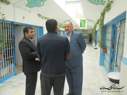 بازدید مدیر کل زندانهای استان گلستان از اماکن مختلف زندان مرکزی گرگان