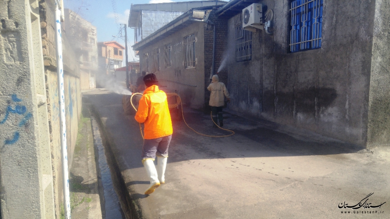 ضدعفونی سازی معابر شهری گلستان /توزیع پک های بهداشتی در مناطق کمتر برخوردار شهری