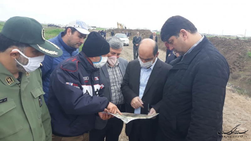 بازدید استاندار گلستان از اجرای دایک حفاظتی ممانعت از سیلاب احتمالی در شهرستان آق قلا