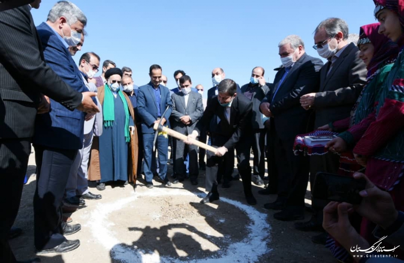 عملیات اجرایی پل شهدای گمنام و پارک امام رضا (ع) مینودشت آغاز شد