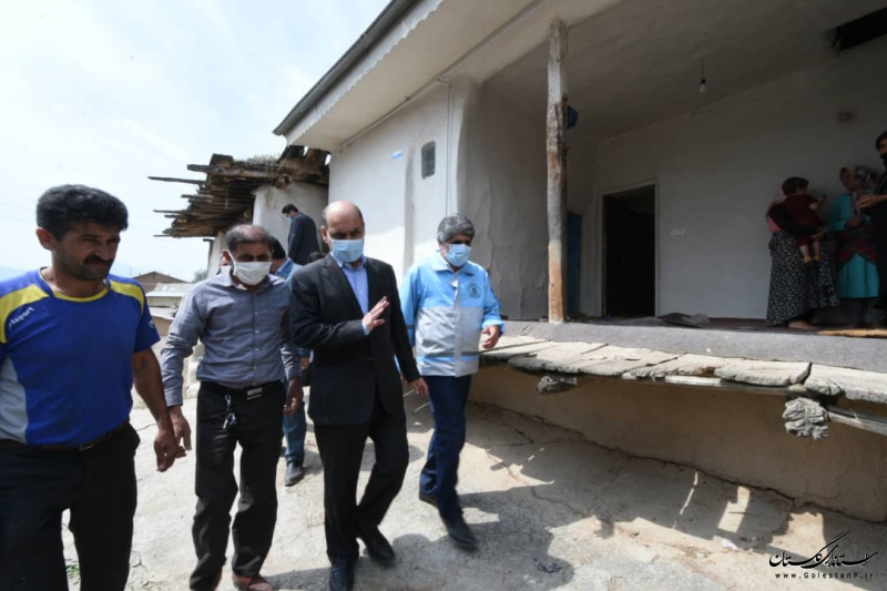 کلنگ زنی بازسازی اولین واحد مسکونی آسیب دیده از زلزله در روستای قورچای 