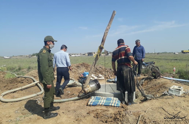 توقیف 2 دستگاه  ادوات غیرمجاز در حال حفاری چاه بتنی غیرمجاز در شهرستان گنبدکاوس