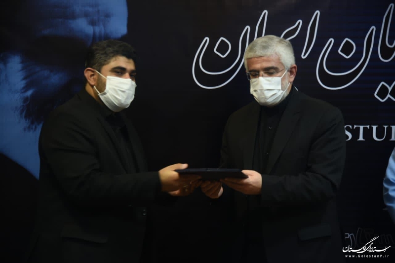 بازدید استاندار گلستان از دفاتر چند روزنامه، هفته نامه و خبرگزاری استانی