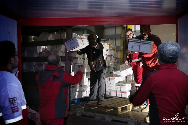 ارسال ۳ هزار بسته غذایی ۷۲ ساعته از هلال احمر گلستان به منطقه زلزله زده خوی