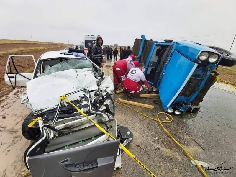 تصادف سمند با نیسان وانت در جاده توسکستان/ ۵ نفر از سرنشینان مصدوم شدند