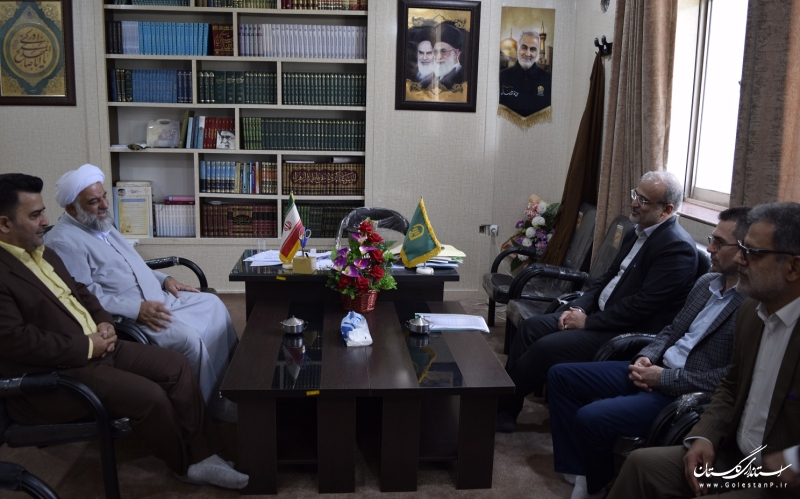 مدیر کل ثبت احوال استان گلستان با امام جمعه آزادشهر دیدار کرد