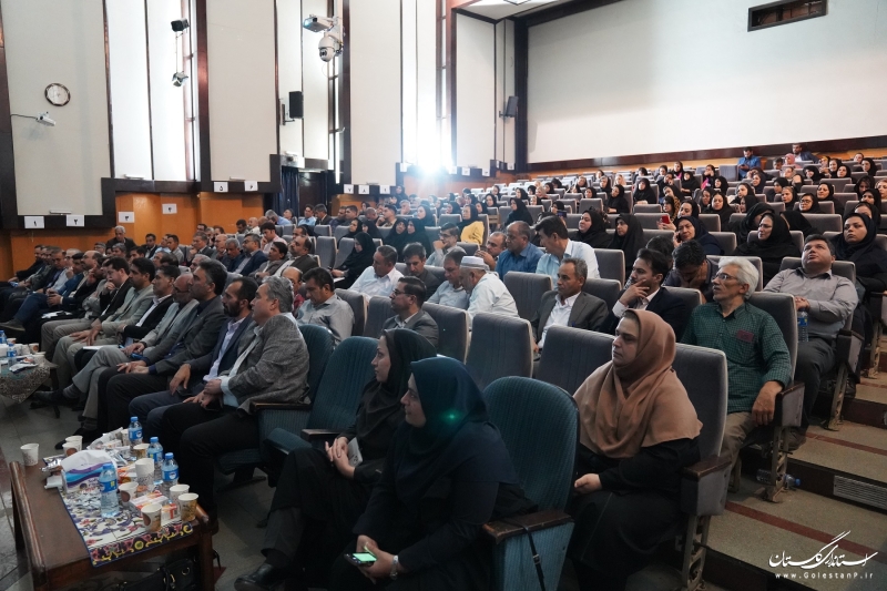گردهمایی آموزشگاه های فنی و حرفه ای آزاد و تجلیل از برترین های مهارتی استان گلستان برگزار شد