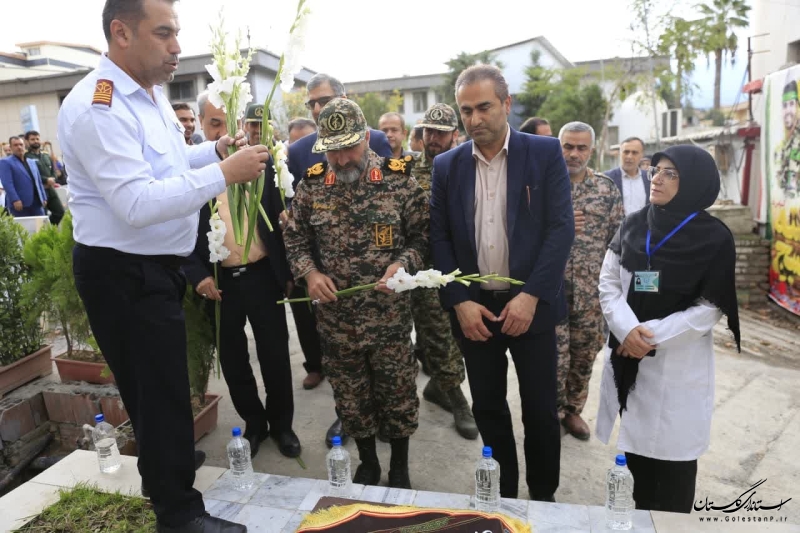 مراسم گرامیداشت قیام ۵آذر گرگان در مرکز آموزشی درمانی ۵ آذر گرگان برگزار شد