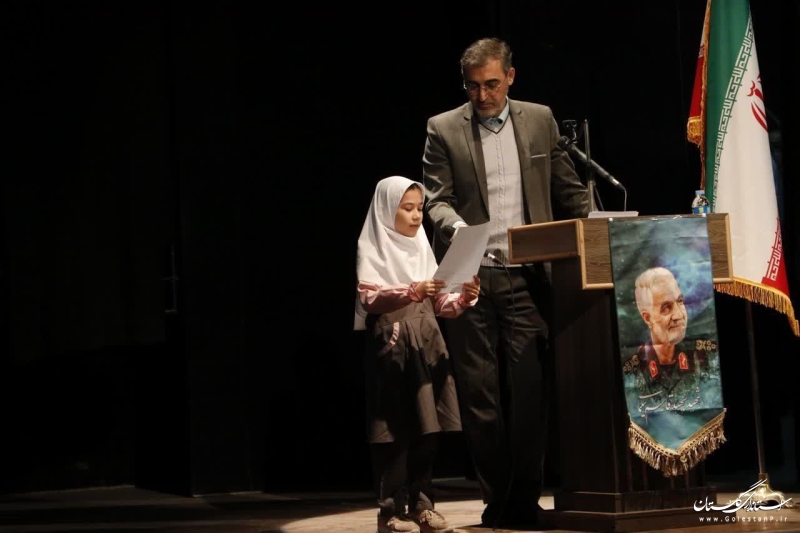 استقبال پرشور از کنگره شعر منطقه ای حماسه ساز میدان در گلستان/ آثار فاخر کنگره به چاپ خواهد رسید