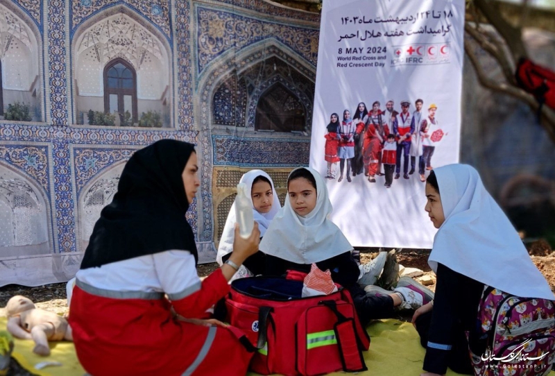 بهره مندی ۳۰۰ نفر از خدمات مانور جهادی در رستم‌کلاته گرگان