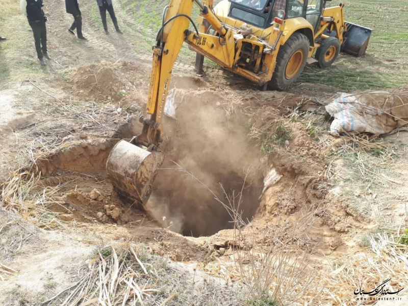 انسداد ۲ حلقه چاه آب غیر مجاز در شهرستان گنبدکاووس